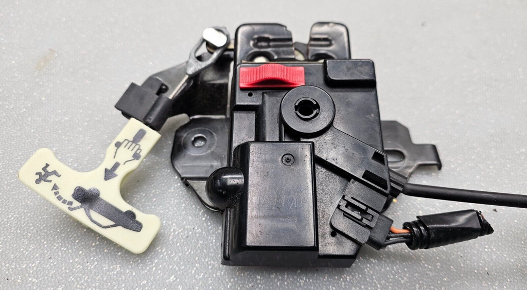 🔥1997-2004 Chevy Malibu Rear Trunk Latch Actuator Release Deck Lid ASSEMBLY OEM