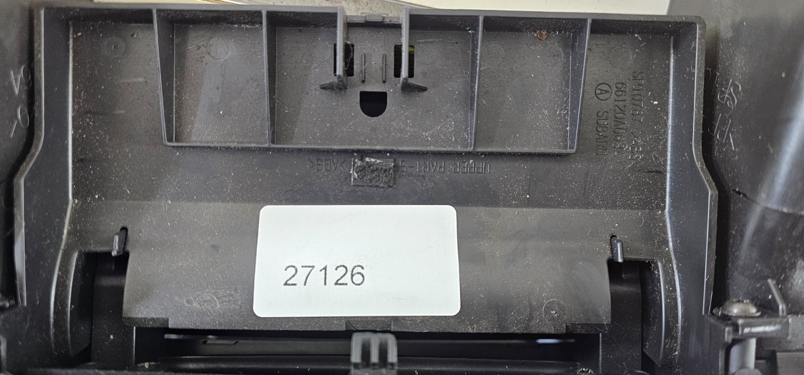 03-09 SUBARU LEGACY OUTBACK Center Dash Radio BEZEL A/C Vents Cubby STORAGE B24