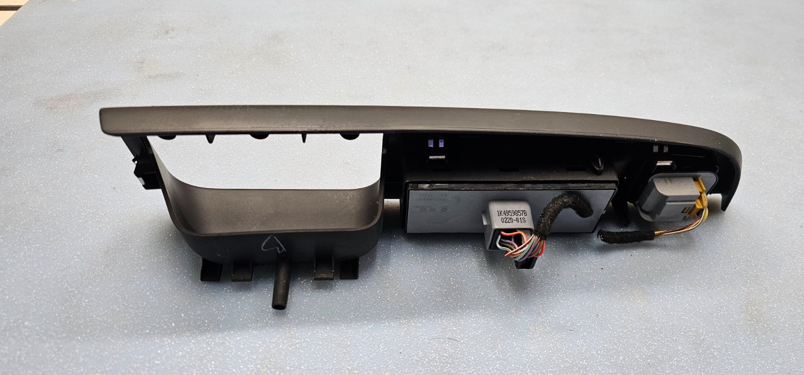 05-10 Passat Golf Jetta Rabbit Left Driver Door Master Power Window Switch Black