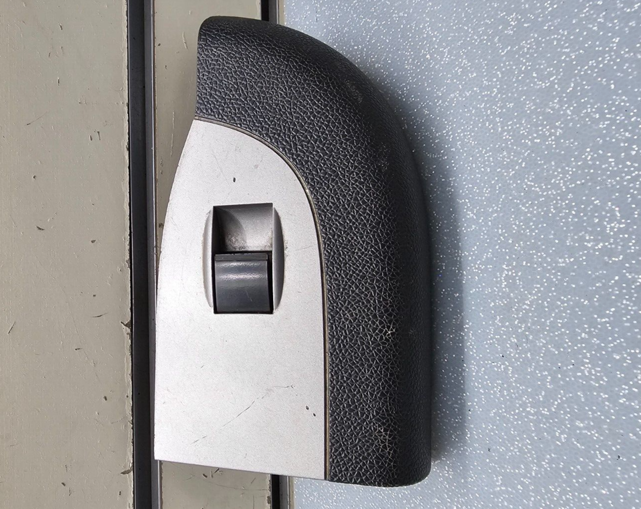 🔥07-13 SILVERADO SIKERRA REAR LEFT DRIVER POWER WINDOW SWITCH SILVER/BLACK WS47