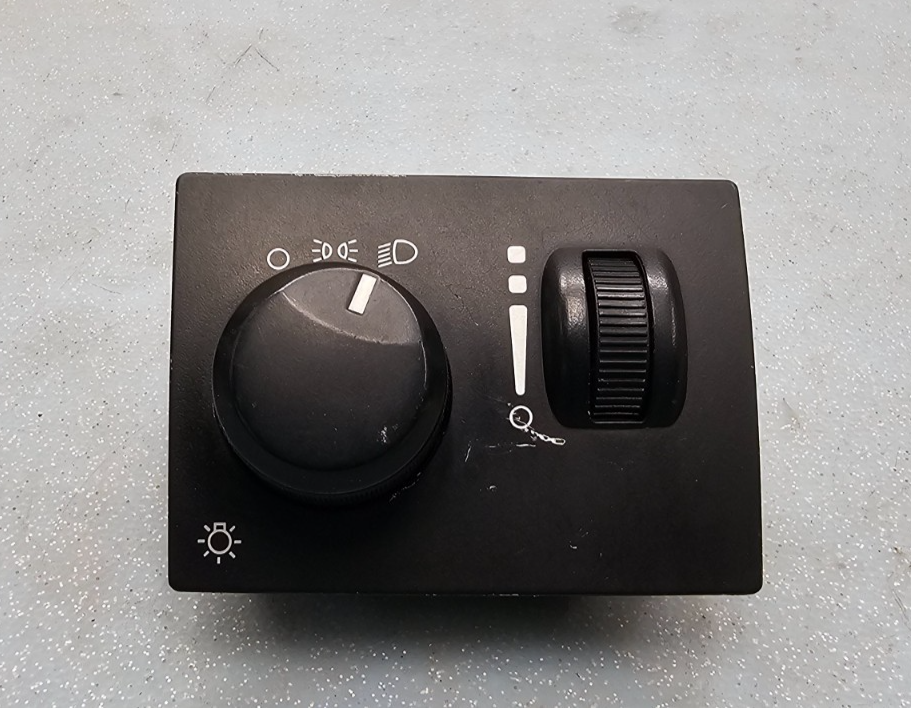 🔥05-12CHRYSLER 300 C  Headlight Headlamp Head Light Lamp Switch  BLACK