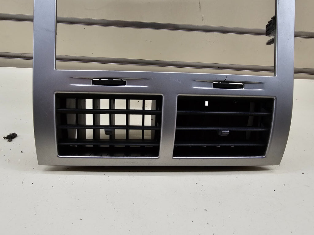 🔥07-12 Dodge Nitro Center Dash Radio Trim Panel Surround Bezel Assembly Silver