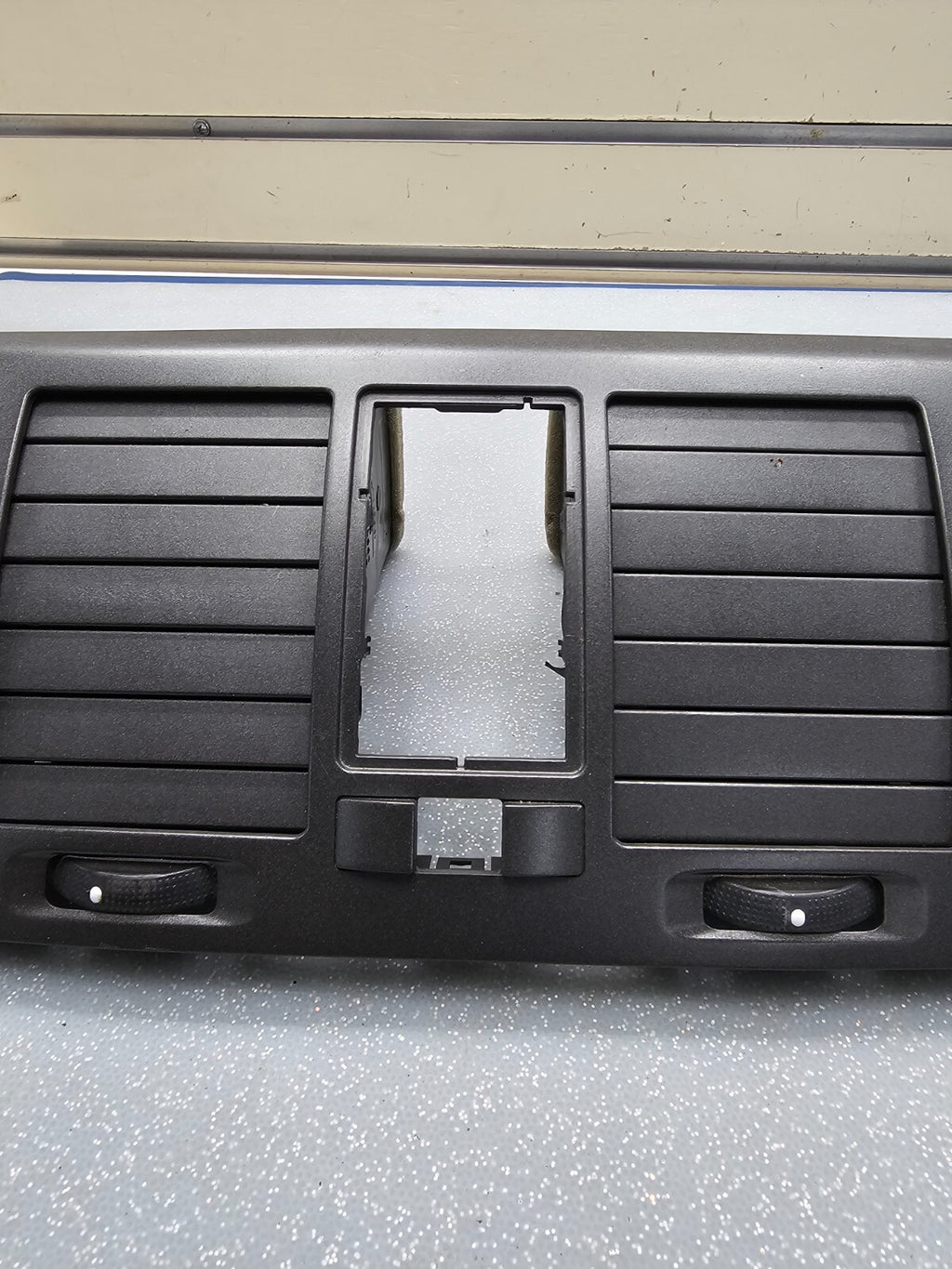 🔥06-11 Cadillac DTS Dash Center Air Vent Heater Filter Trim Bezel Conditioning