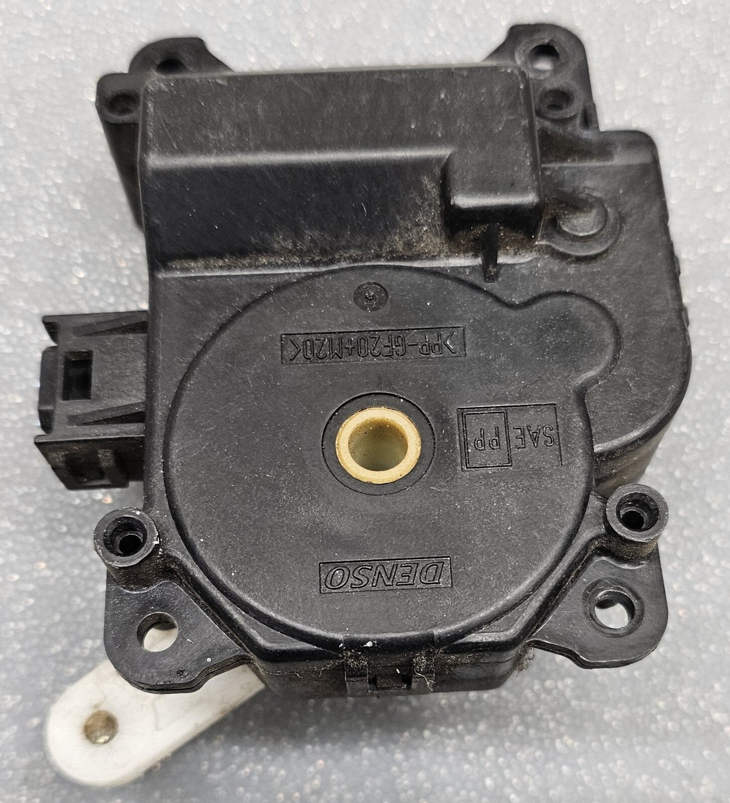 🔥00-04 Toyota Avalon left actuator OEM