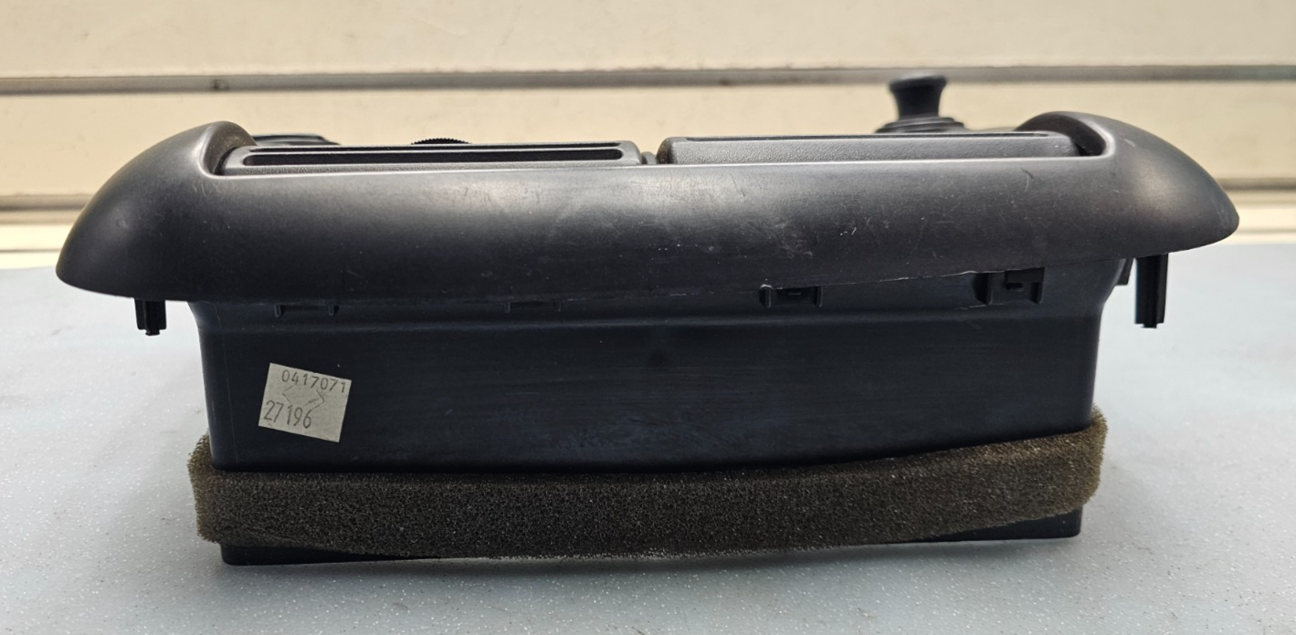 95-10 Ranger Explorer Center Dash Radio Stereo Display Bezel Trim Panel BLACK B2