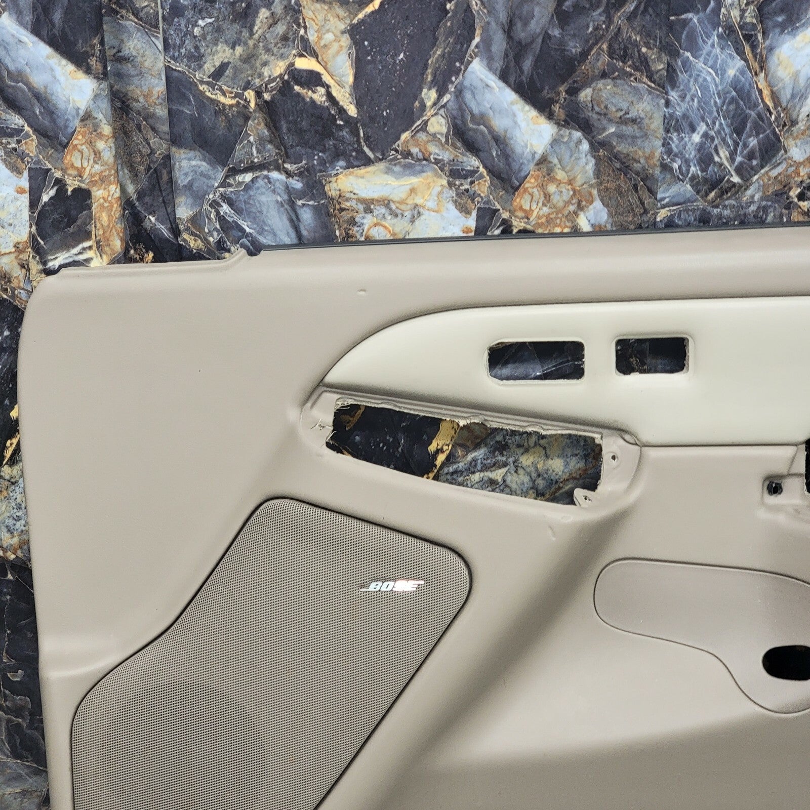 🔥2003-2006 Silverado SIERRA Door Panel Front RIGHT Passenger No Arm TAN LT12 D5