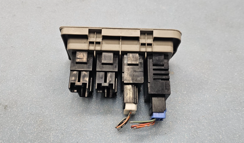 🔥04-12 MAZDA 3 CX-7 CX-9 TRACTION CONTROL SWITCH BUTTON INSTRUMENT PANEL TAN