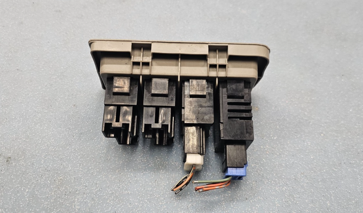 🔥04-12 MAZDA 3 CX-7 CX-9 TRACTION CONTROL SWITCH BUTTON INSTRUMENT PANEL TAN
