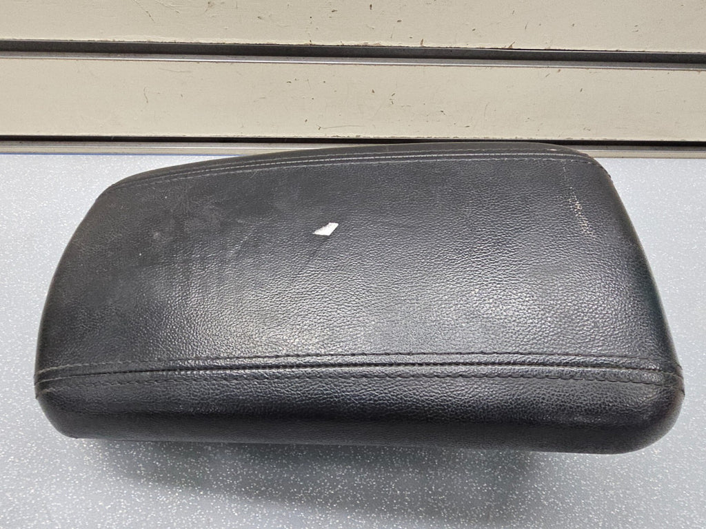 🔥2010-2013 Kia Forte Koup Center Console Leather Lid Arm Rest Storage Black OEM