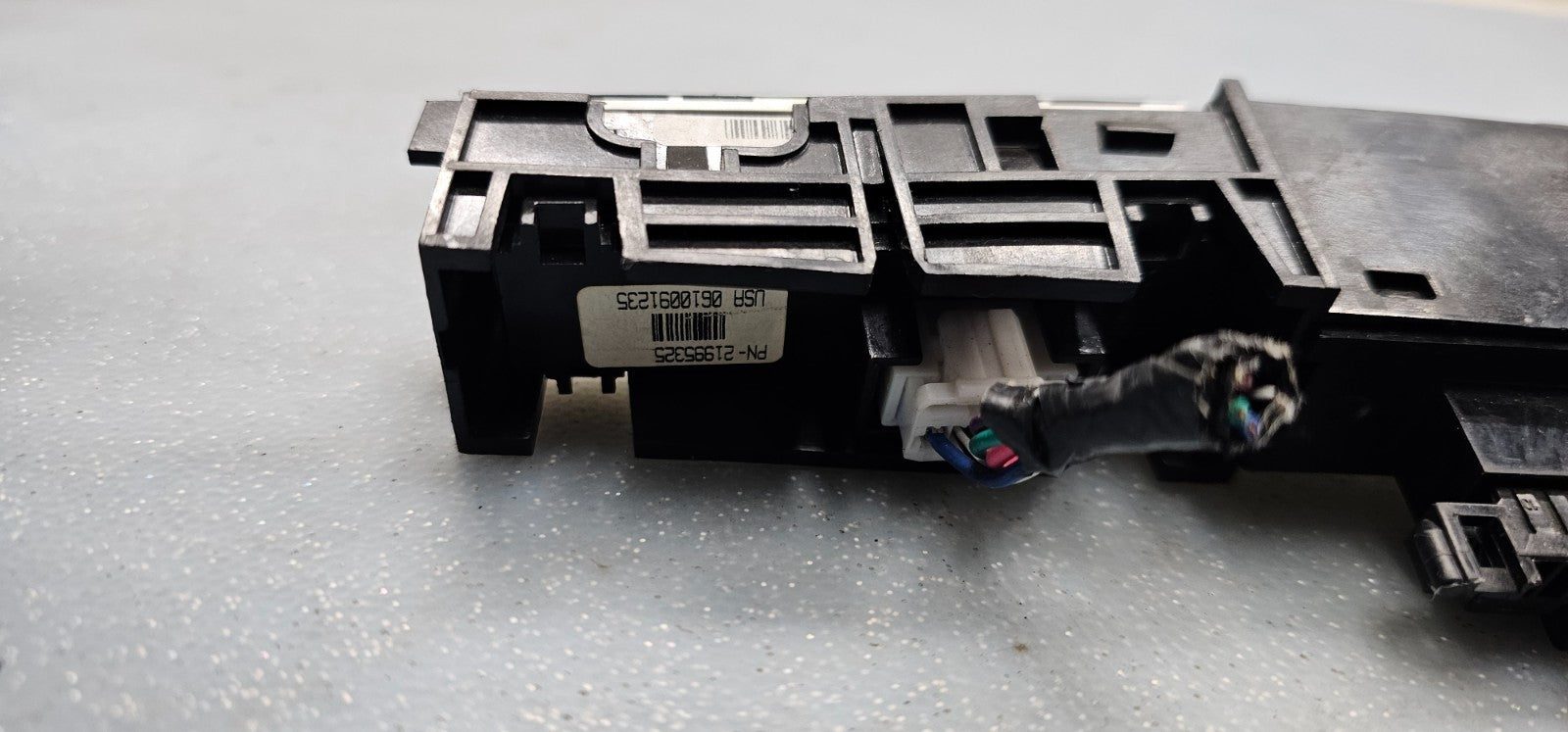 🔥09-12 Chevrolet Traverse Center Dash Panel Hazard Control Switch Unit OEM SW55