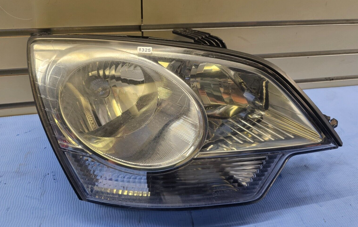 🔥08-10 Saturn Vue 12-15 Captiva Sport Right Passenger Headlight Lamp Assembly