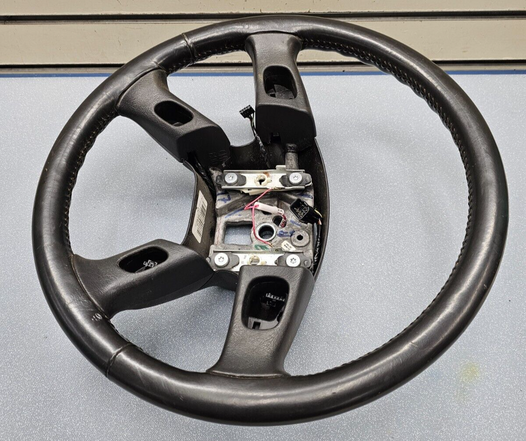 🔥03-06 Chevy Tahoe Yukon Escalade Left Driver Steering Wheel Column Cover BLACK