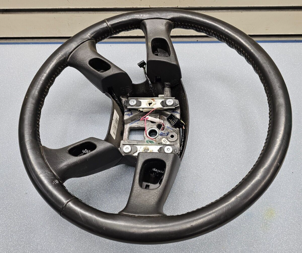 🔥03-06 Chevy Tahoe Yukon Escalade Left Driver Steering Wheel Column Cover BLACK