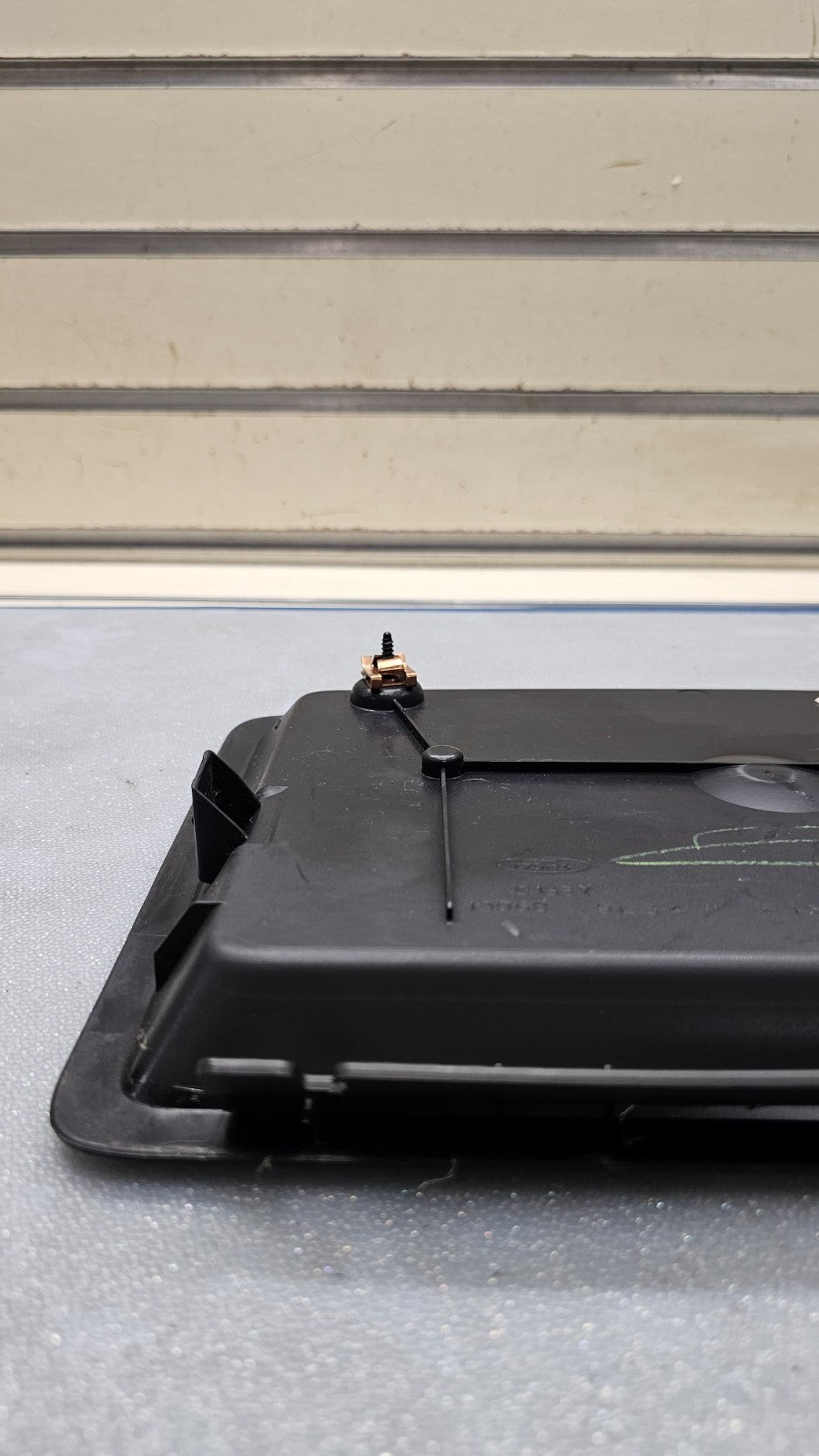 🔥2011-2014 Ford F-150 Top Storage Lid Assembly OEM BLACK