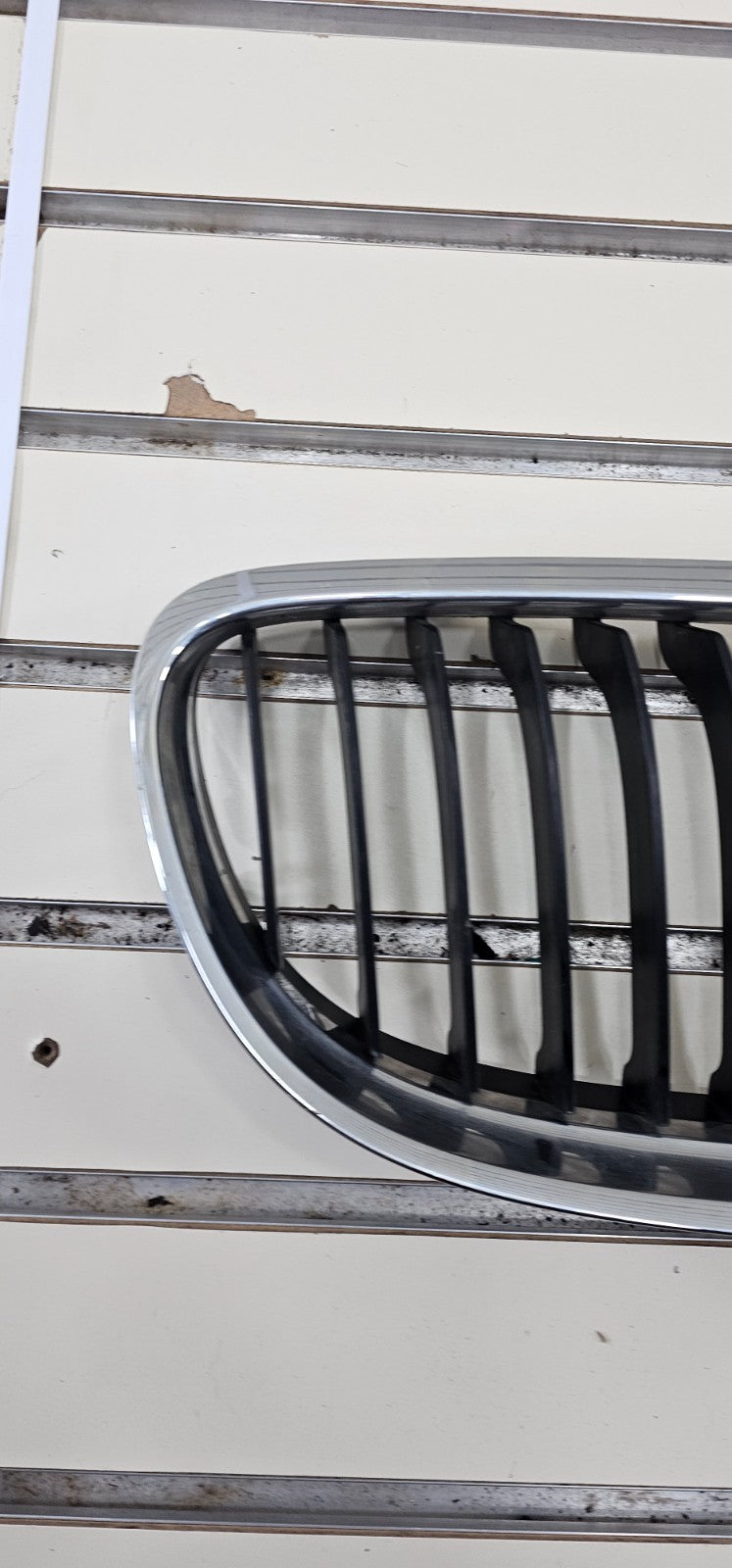 🔥09-12 BMW 3 Series E90 E91 LCI 328i 335i Front Right Passenger Kidney Grille