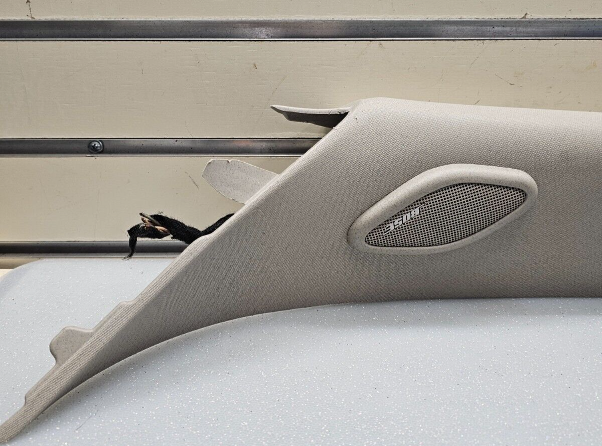 🔥07-13 Silverado Sierra A Pillar Roof Molding LEFT Driver Speak LIGHT GRAY P2