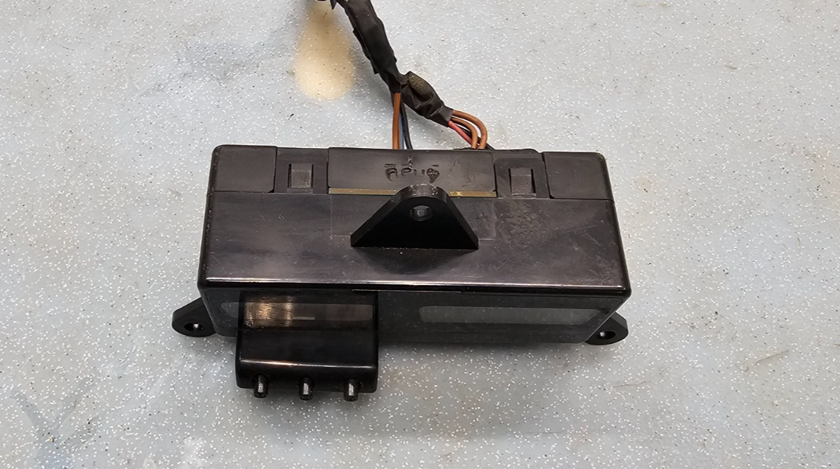 🔥01-06 HYUNDAI SANTA FE DASH DIGITAL CLOCK TELL TALE ASSEMBLY ARBAG BLACK