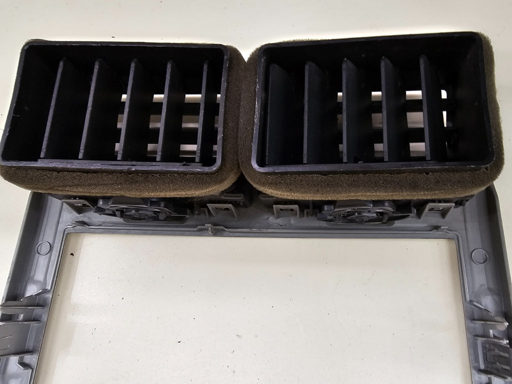 🔥07-12 Dodge Nitro Center Dash Radio Trim Panel Surround Bezel Assembly Silver