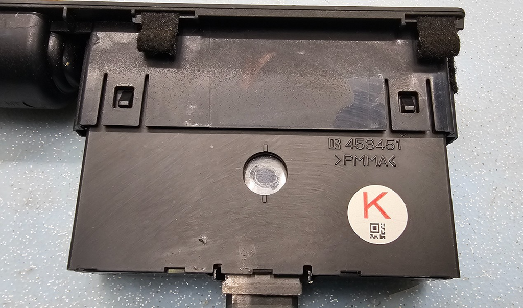 🔥06-09 LEXUS IS250  IS350 CENTER CONSOLE SEAT HEATER CONTROL PANEL OEM BLACK