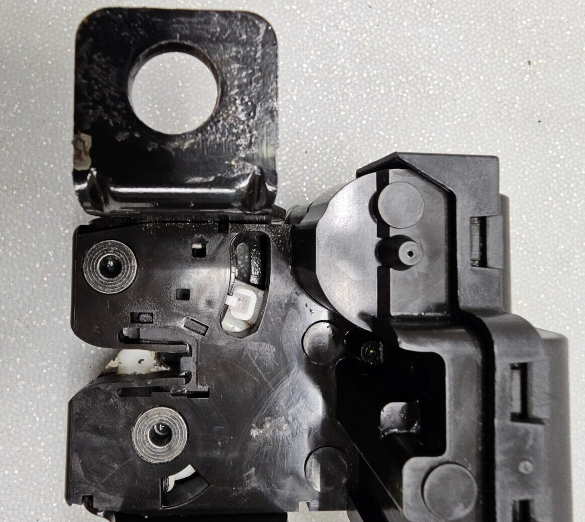 08-12 Ford Escape Mariner Back Glass Window Latch Release Actuator OEM/FE