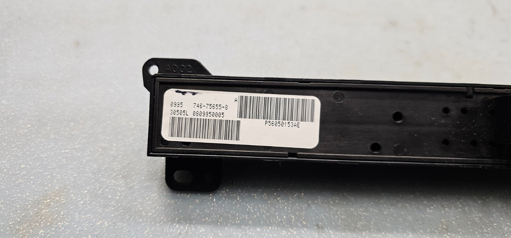🔥04-07 Grand Cherokee Commander Traction Switch TCS OFF Panel Assembly Black