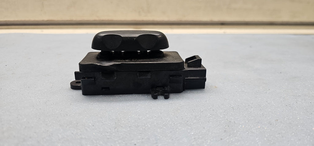 🔥99-07 GM Suburban Tahoe Silverado Yukon Power Front Seat Switch adjuster BLACK
