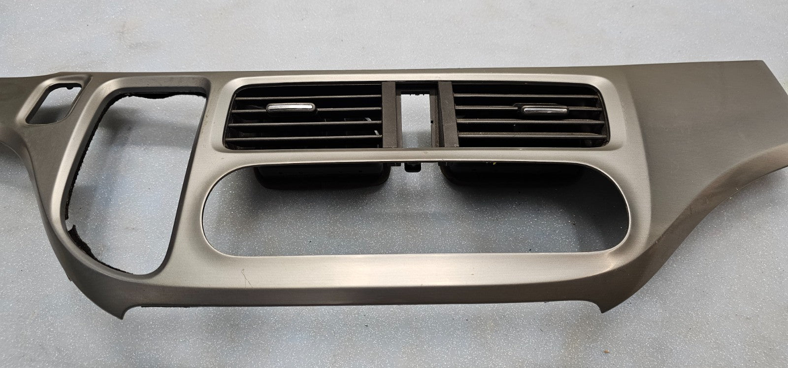 🔥05-10 Honda Odyssey Center Dash Radio Climate Control Bezel Trim Panel silver