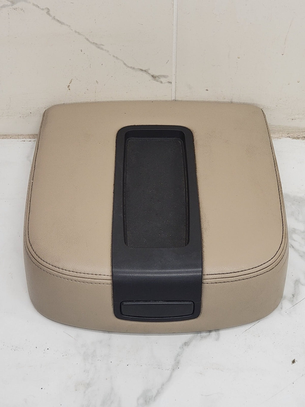 🔥07-13 Chevy Tahoe, Suburban, Yukon Leather Console Lid Armrest Cover TAN JS5