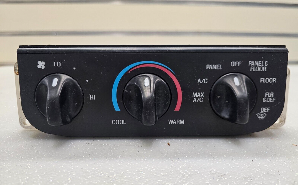 97-03 Ford F150 F250 Expedition Heater A/C Climate Control Panel Dash Unit Temp