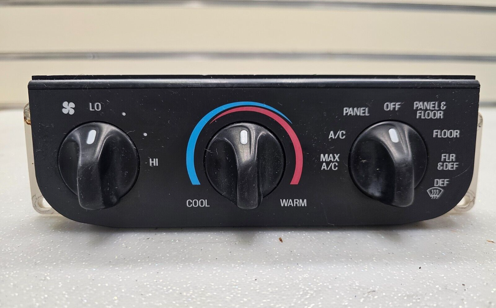 97-03 Ford F150 F250 Expedition Heater A/C Climate Control Panel Dash Unit Temp