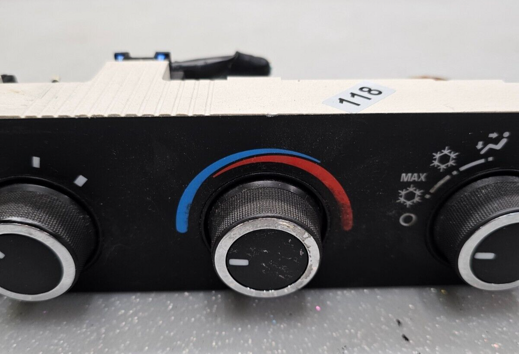 08-18 CHEVY EXPRESS GMC SAVANA CLIMETE TEMPERATURE AC HEATER CONTROL CONDITIONER