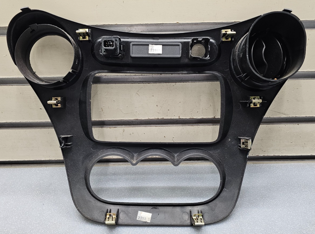 🔥03-07 Saturn Ion Dash Radio AC Climate Control Bezel Assembly Trim Panel BLACK