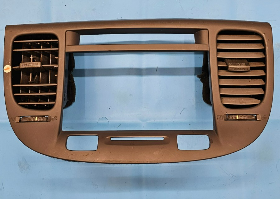 🔥06-11 Kia Rio Center Dash Trim AM FM Radio Stereo Display Bezel Climate Black