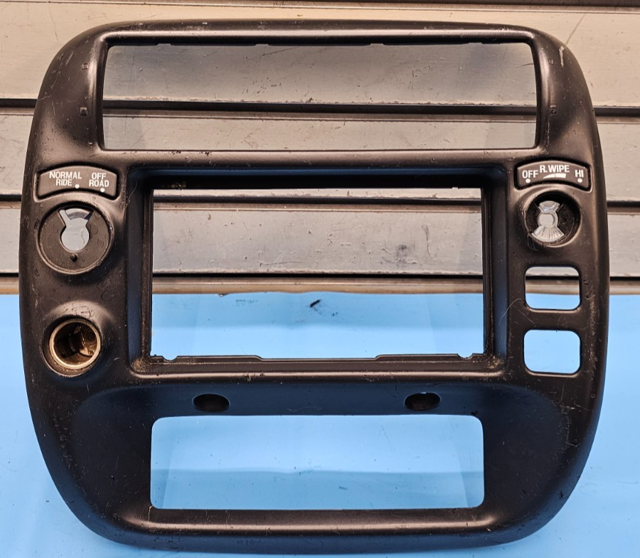 🔥95-10 Ranger Explorer Center Dash Radio Stereo Display Bezel Panel Black B2