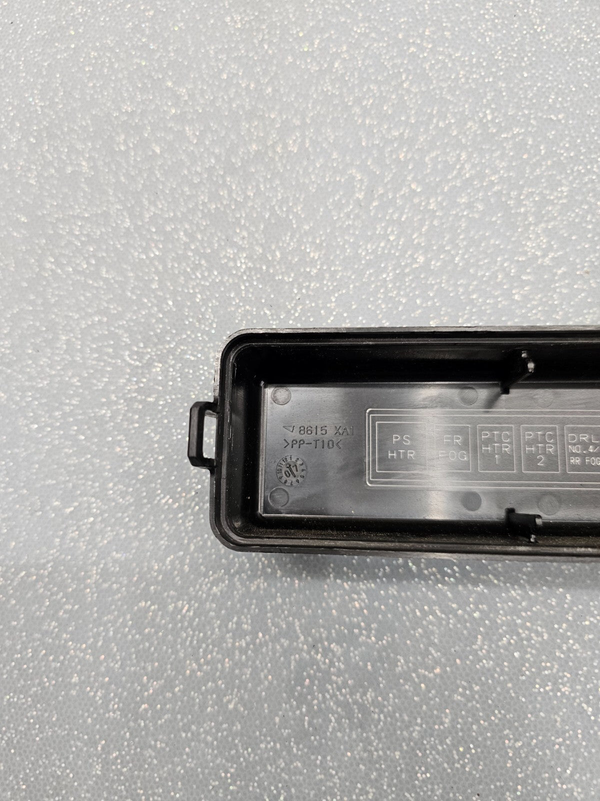 🔥2004-2009 Toyota Prius Hybrid Under Hood Fuse Relay Box Cover Lid Black