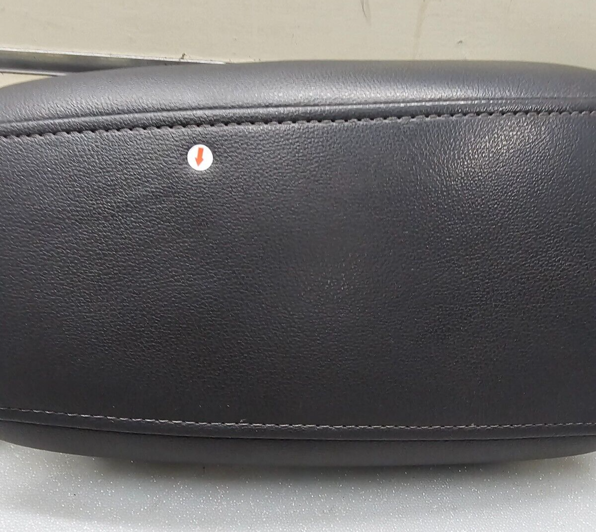 🔥13-16 Ford Fusion Front Center Console Lid Armrest Leather Cover Top Pad Black