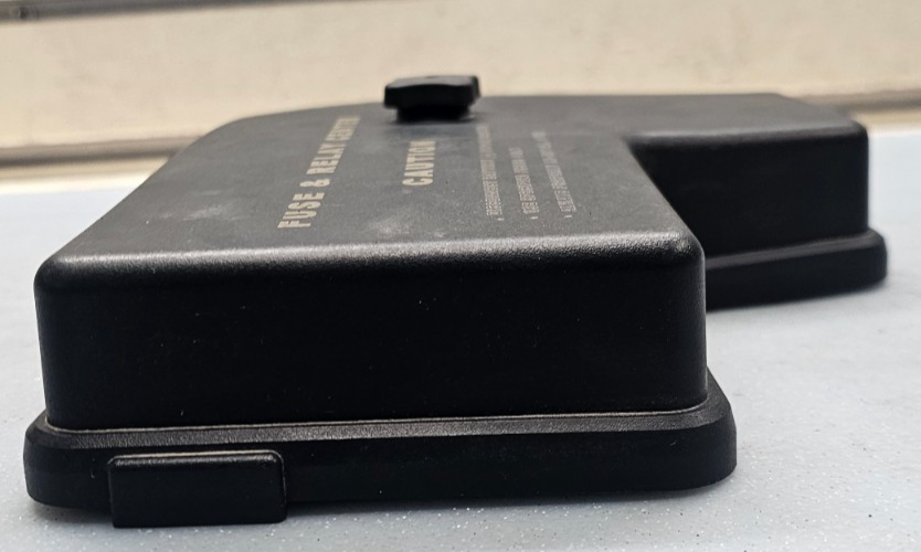 🔥02-05 Dodge Ram 1500 Relay Fuse Box Center Cover Lid Top TIPM Engine Bay