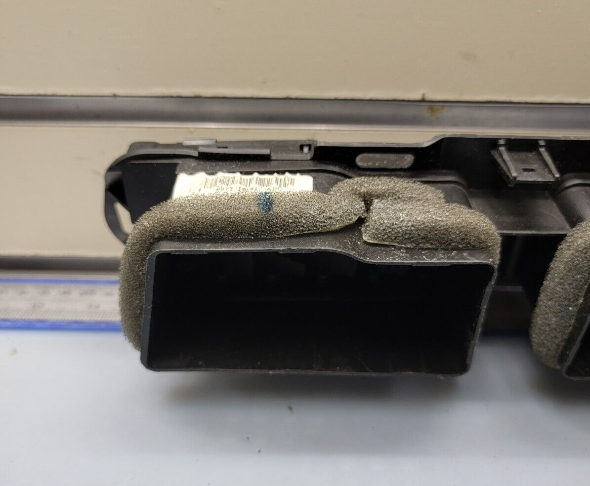 🔥13-20 FORD FUSION Ford Fusion Front Center Dash A/C Air Vent W/ Hazard OEM