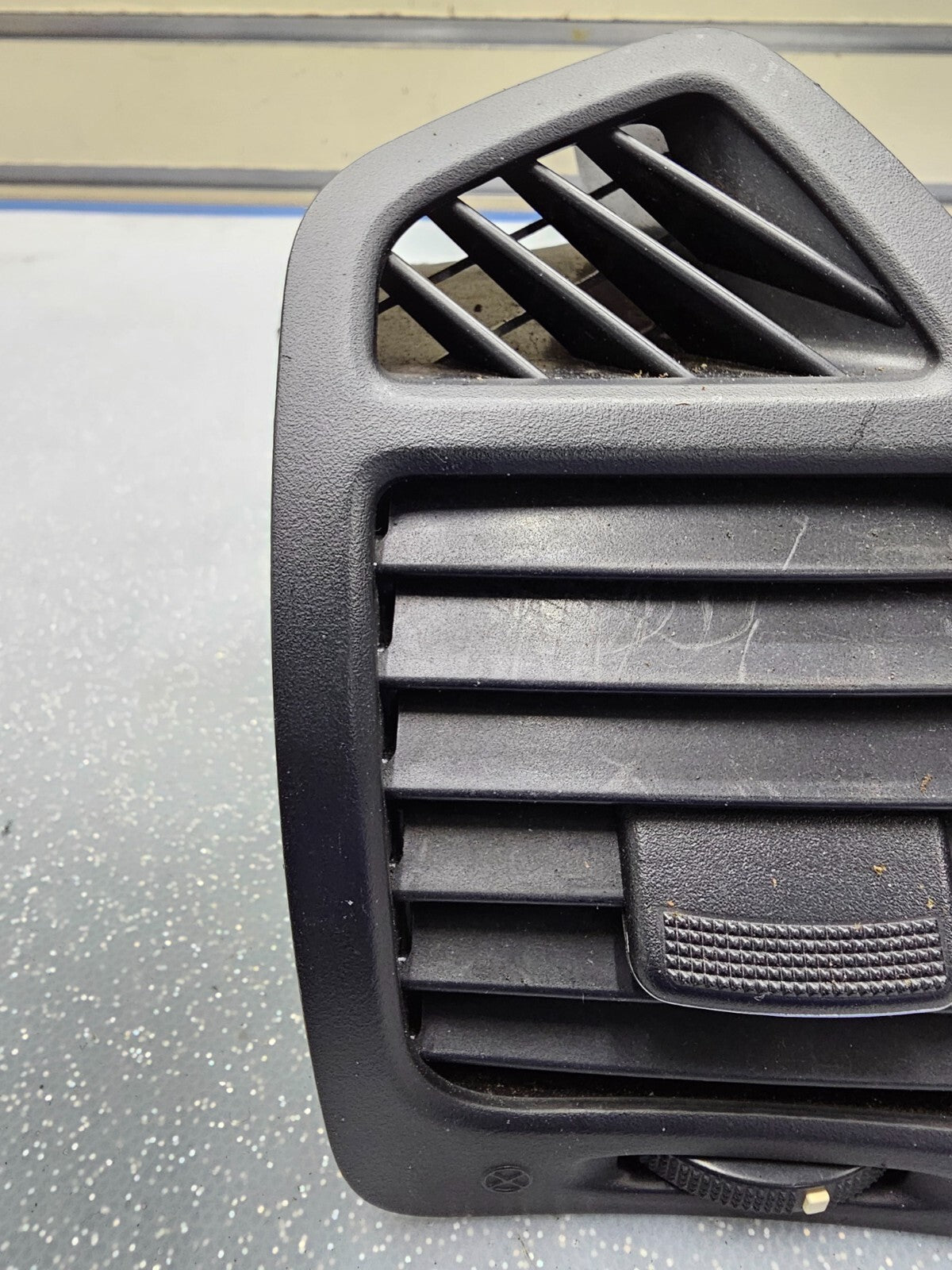 🔥11-13 Kia Sorento Dash Right Passenger A/C Heater Air Vent Duct Grille OEM