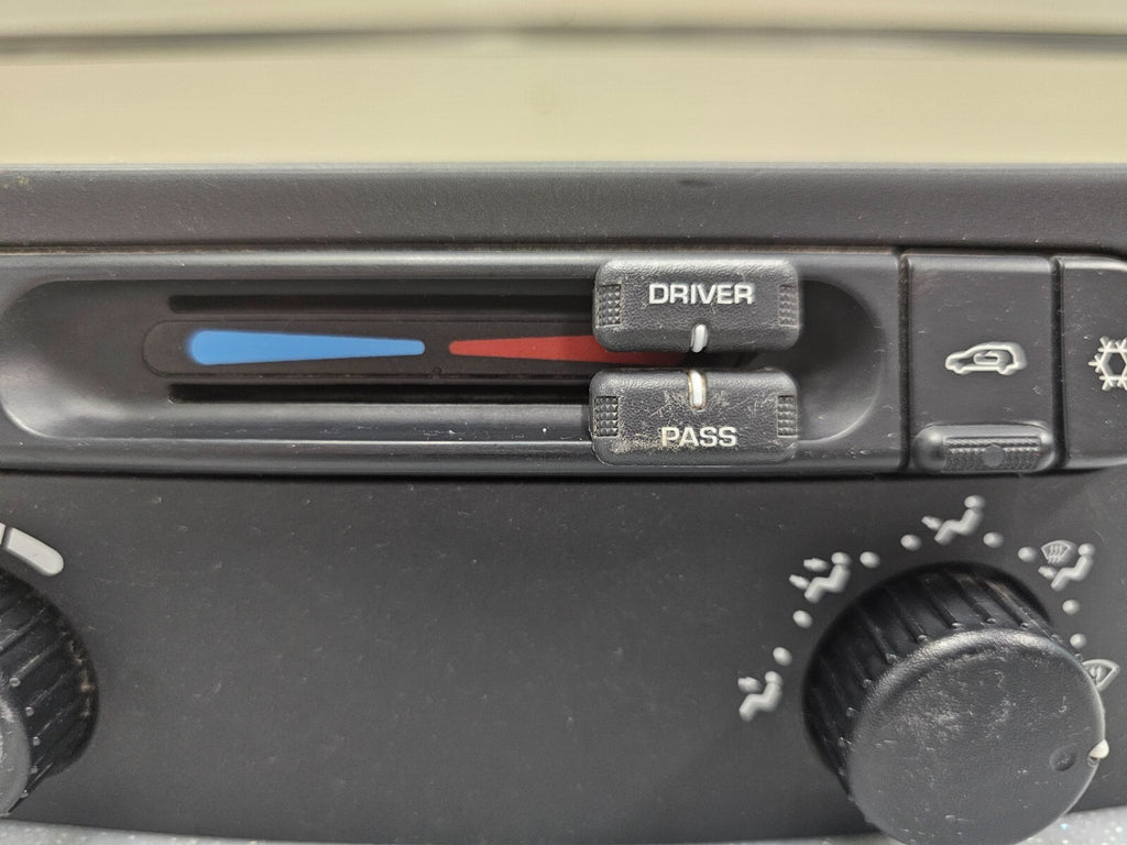 04-08 Chrysler Pacifica Dash A/C Heater Climate Temperature Control Conditioning
