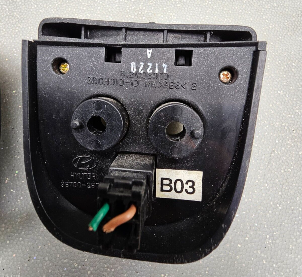 🔥01-06 Hyundai Santa Fe Steering wheel Cruise Control Switch Set Plastic OEM