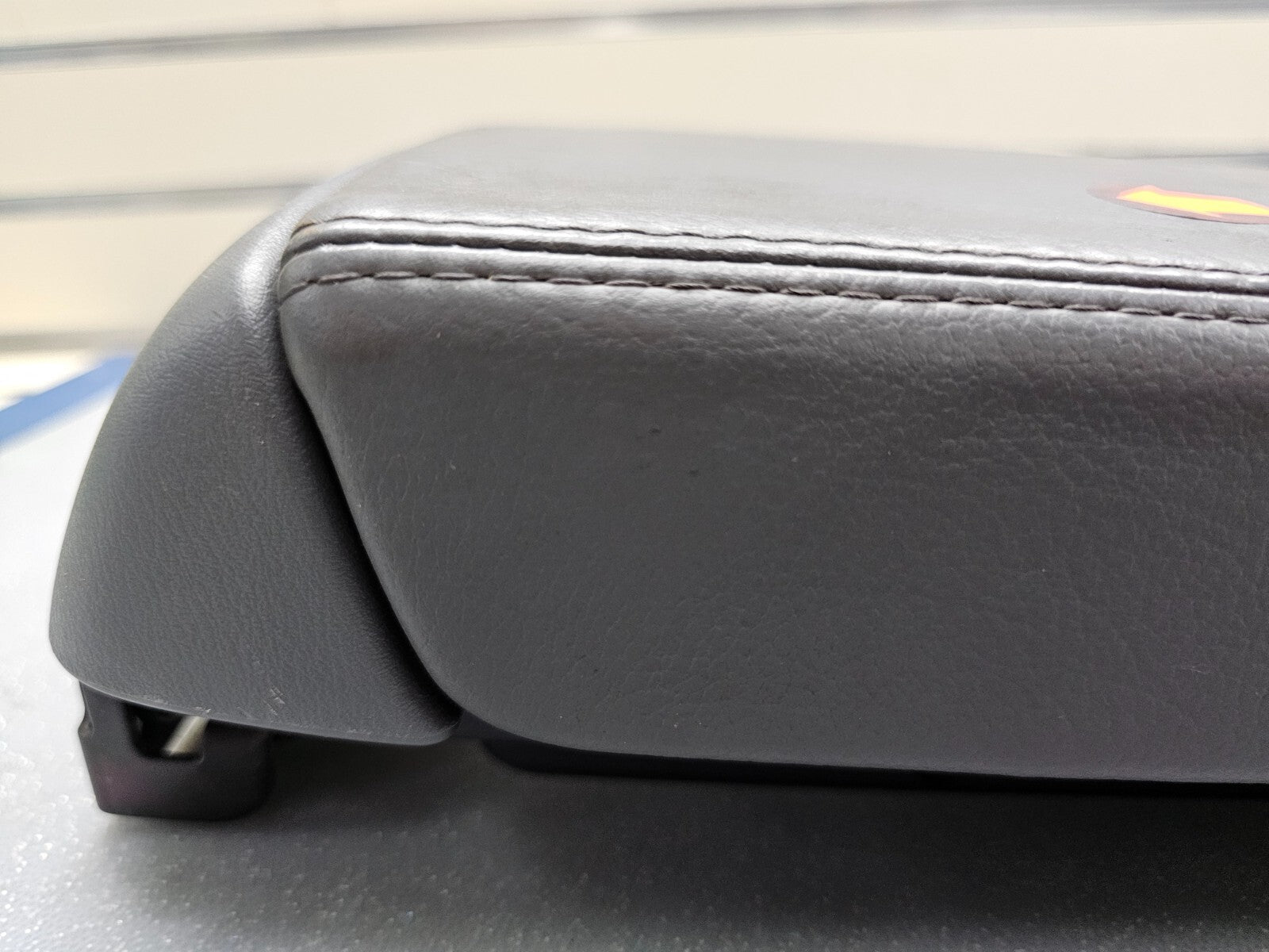 03-07 ACCORD Acura TSX Center Console Armrest Storage Lid Top Leather GRAY L22