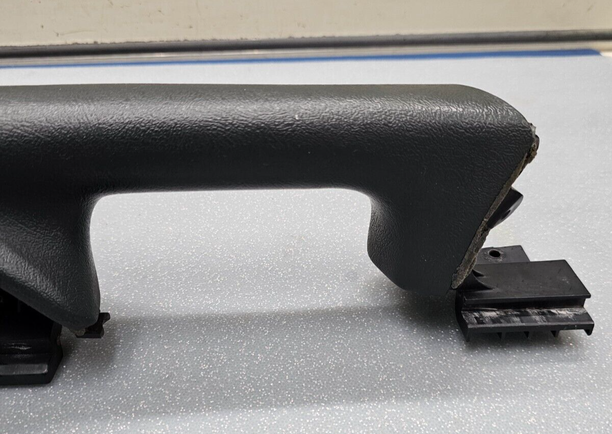 🔥03-06 Silverado SIERRA Door Panel ARMREST Front Left Driver Handle Graphite