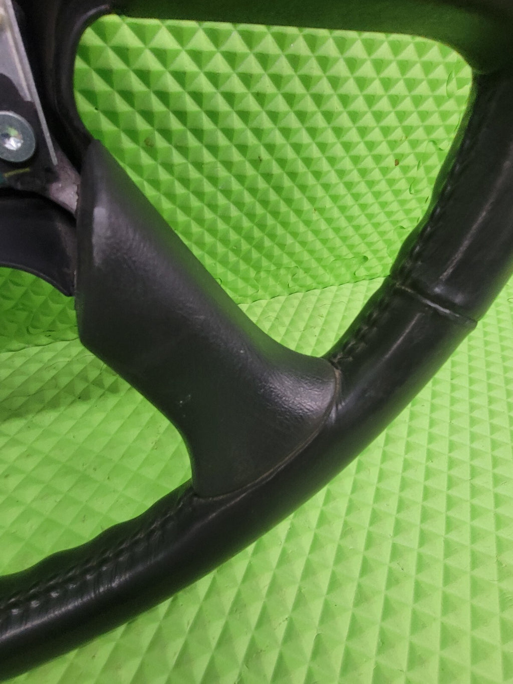 🔥03-06 SILVERADO SIERRA YUKON TAHOE SUBURBAN STEERING WHEEL LEATHER BLACK
