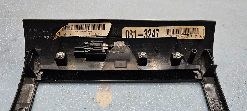 🔥04-08 Ford F-150 Dash AM FM Radio Stereo Bezel Trim Panel Climate Black OEM