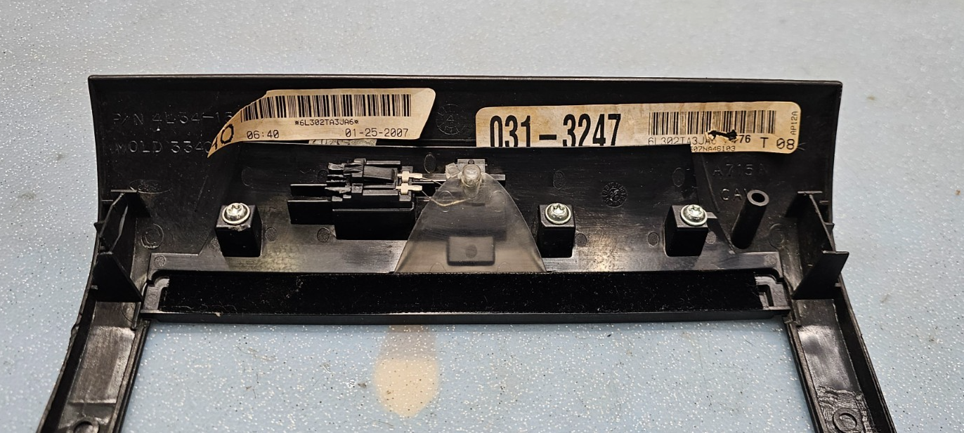 🔥04-08 Ford F-150 Dash AM FM Radio Stereo Bezel Trim Panel Climate Black OEM