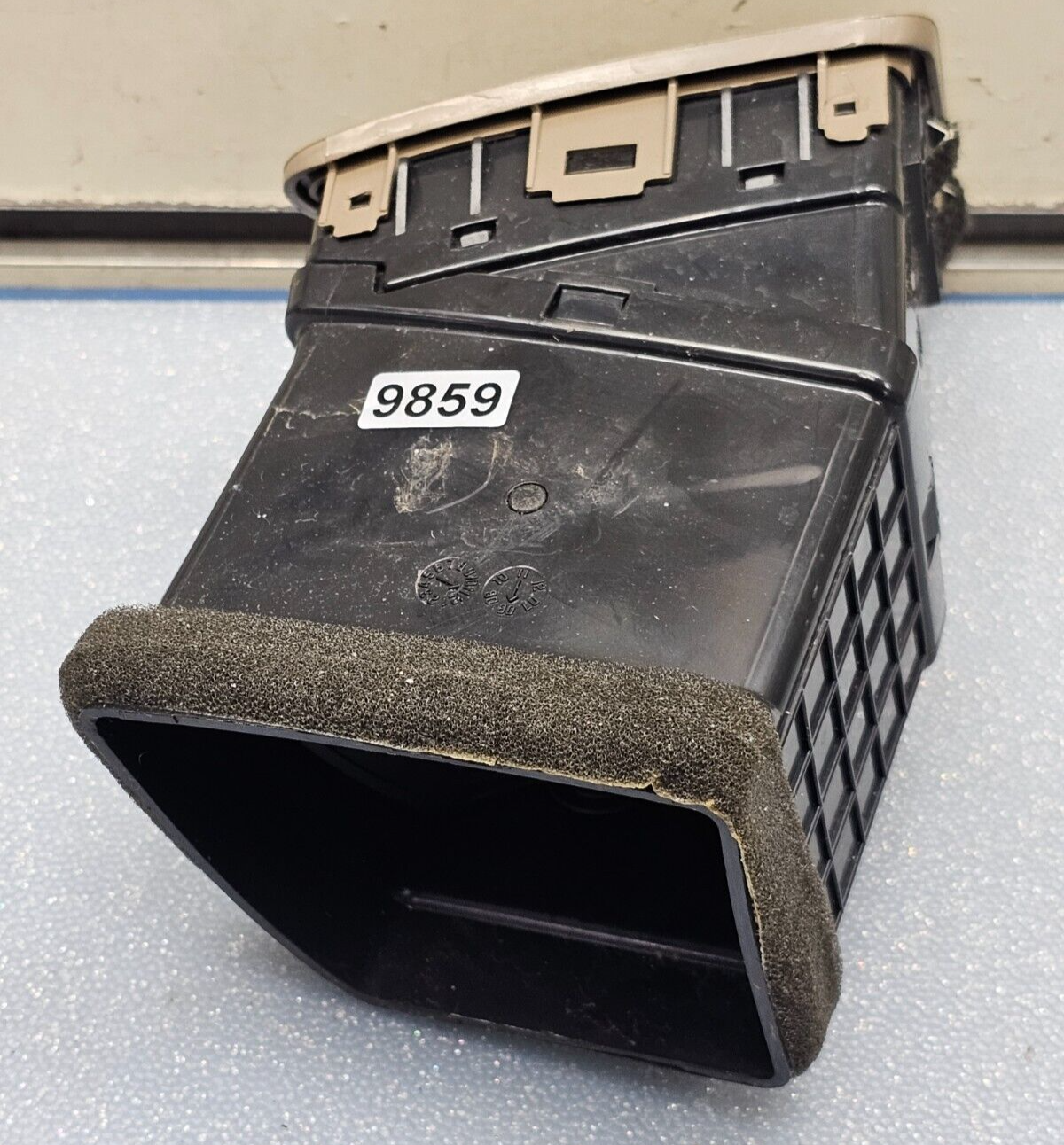 🔥05-10 Sportage Dash LH Left Driver AC Air Vent Heater Conditioning Duct Tan