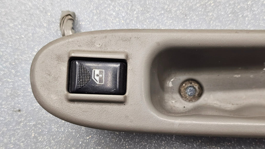 🔥 00-05 Chevrolet Impala Right Passenger Door  Window Switch