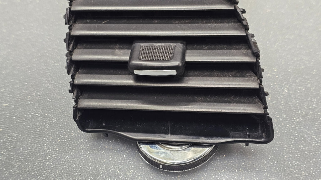 11-20 GRAND CARAVAN TOWN&COUNTRY DASH LEFT DRIVER AC AIR VENT HEATER PANEL BLACK