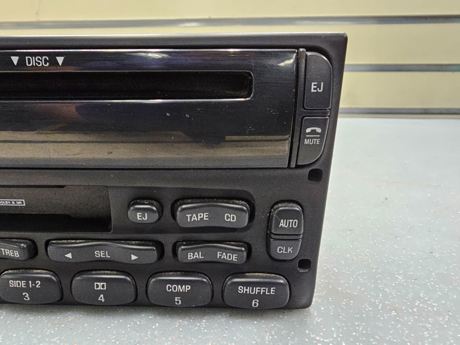 🔥2001 - 2005 Ford Lincoln Mercury OEM AM FM Radio Single CD Player Receiver